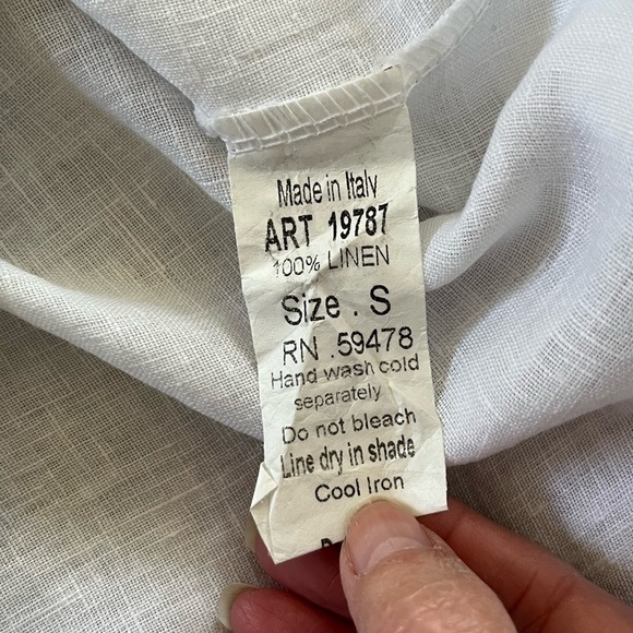 Valentina Naldi 100% Linen White Ruffled Eyelet Sleeveless Blouse Top Size Small - Picture 7 of 9